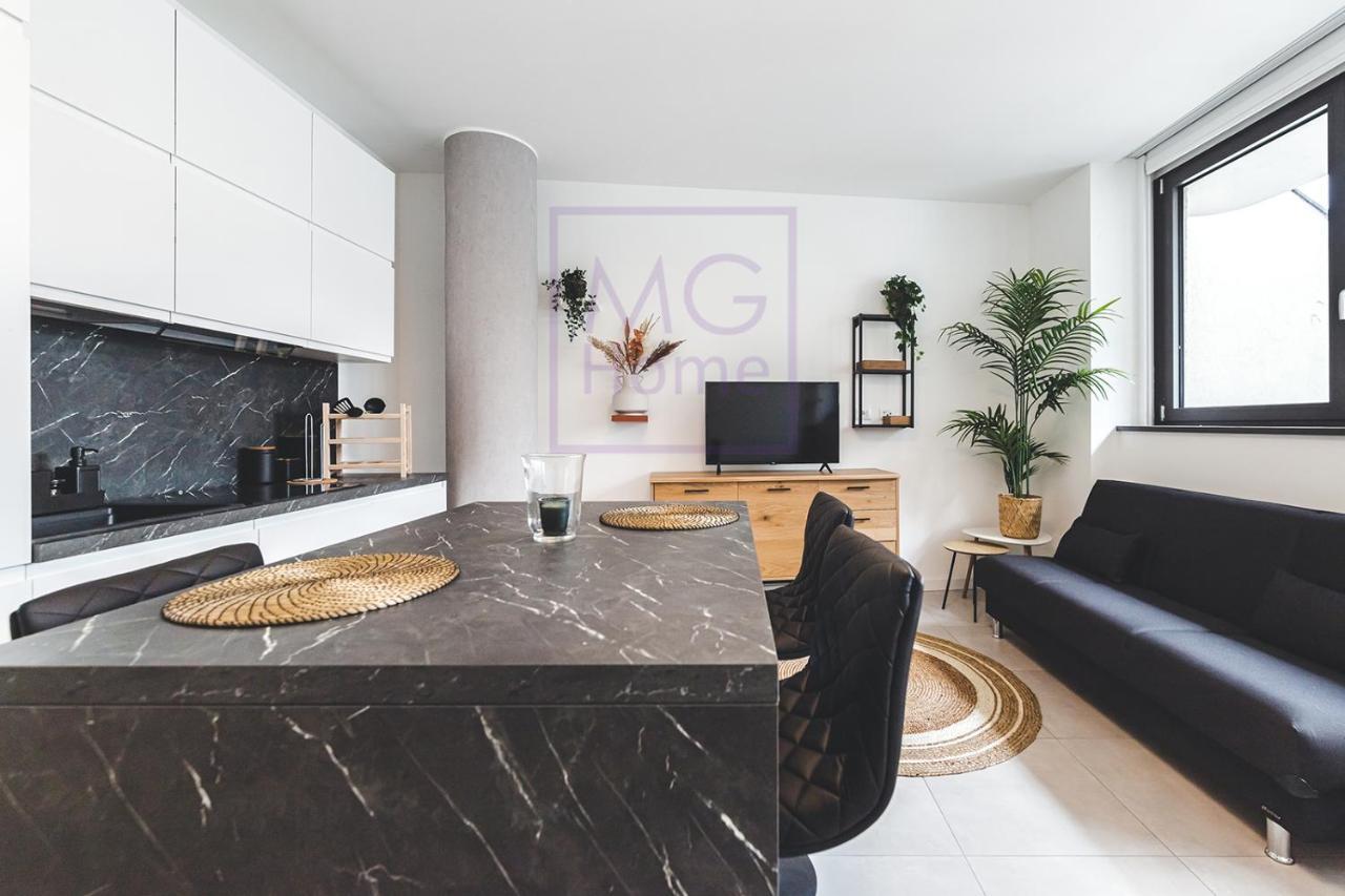 Mg Primula Apartment Milan Bagian luar foto