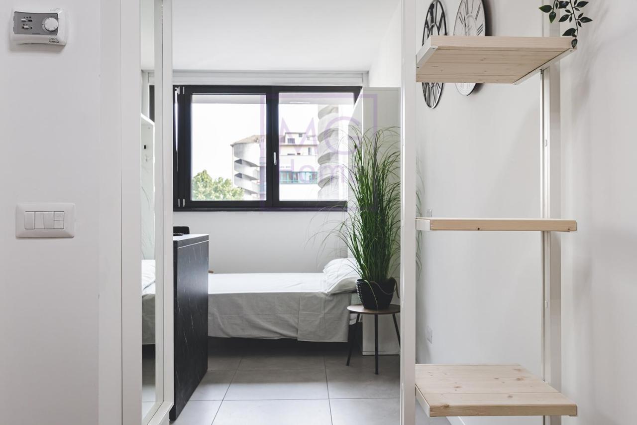 Mg Primula Apartment Milan Bagian luar foto