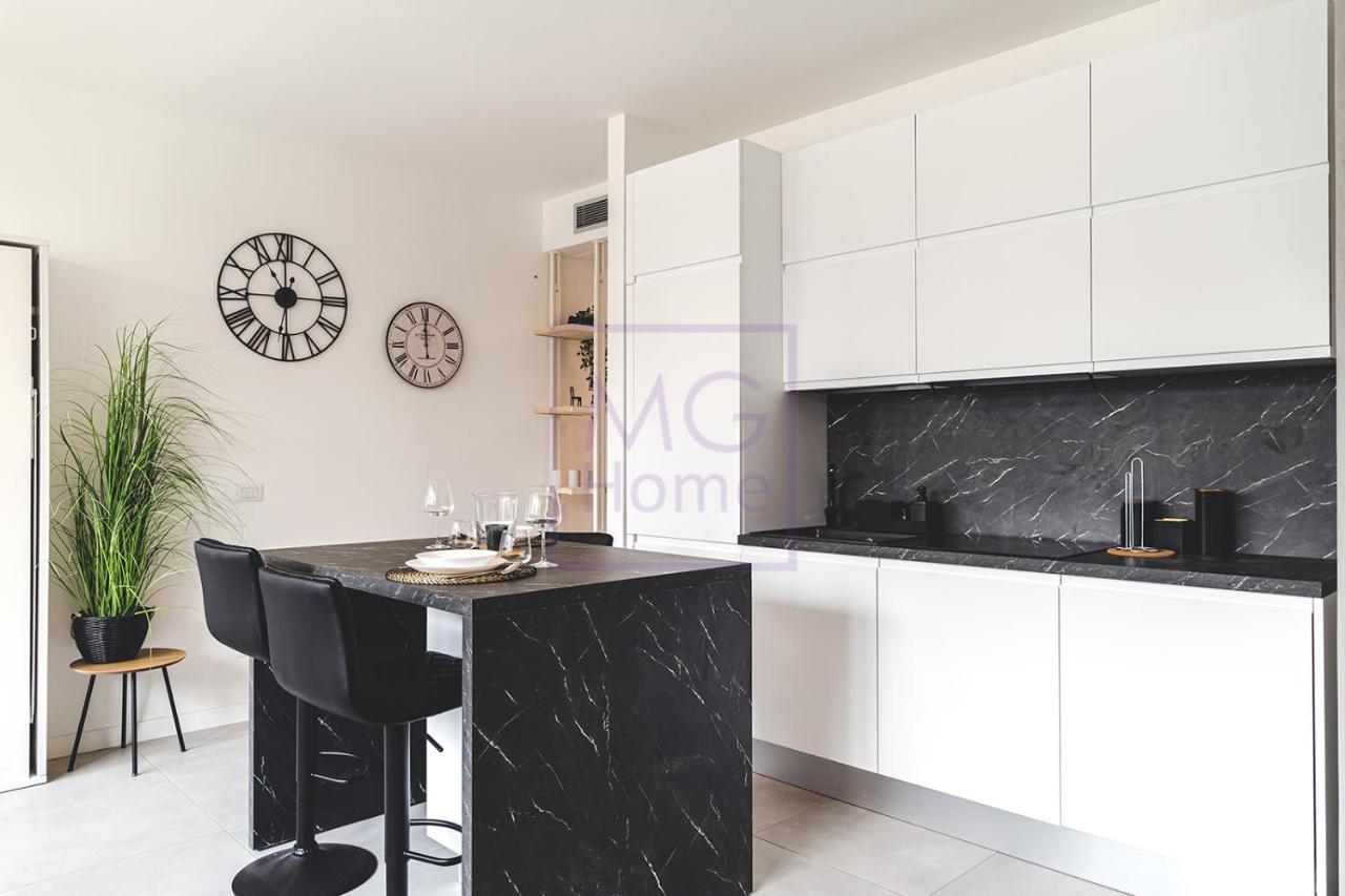 Mg Primula Apartment Milan Bagian luar foto
