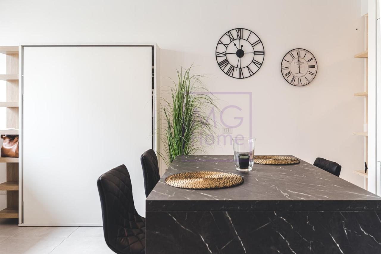 Mg Primula Apartment Milan Bagian luar foto