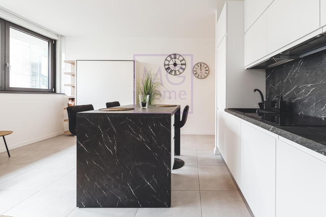 Mg Primula Apartment Milan Bagian luar foto